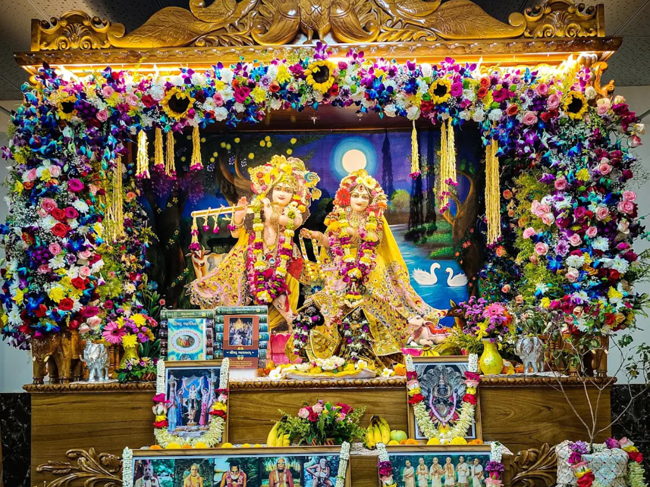 ISKCON Temple Bharuch (Sri Sri Radha Madanmohan Mandir)